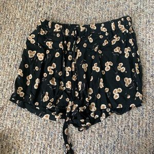 Brandy Melville shorts